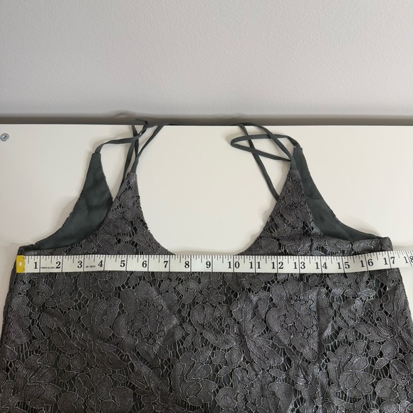 Chaser - Lace Overlay Top- Gunmetal Grey/silver - NWT Small - Picture 7 of 7